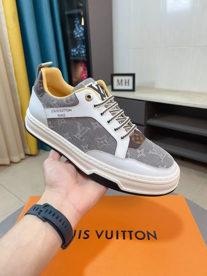 Men's shoes💰420🌹🌹[LV]🌹High-end men's shoes brand: official website 1:1 latest masterpiece: the upper is made of Italian imported first-layer cowhide with special materials➕full genuine leather lining🔥, making walking more convenient and comfortable! Exclusive new style, stunning work [color]! Create a fashionable personality to set off your uniqueness! A must-have for trendy men! Classic🔥Number: 38-44